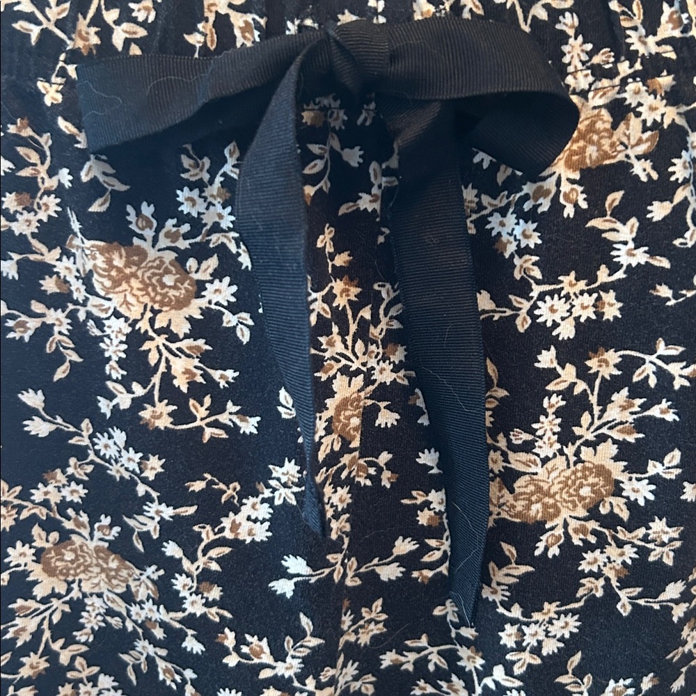 Lands End black floral pajama bottoms sz M - Picture 2 of 4